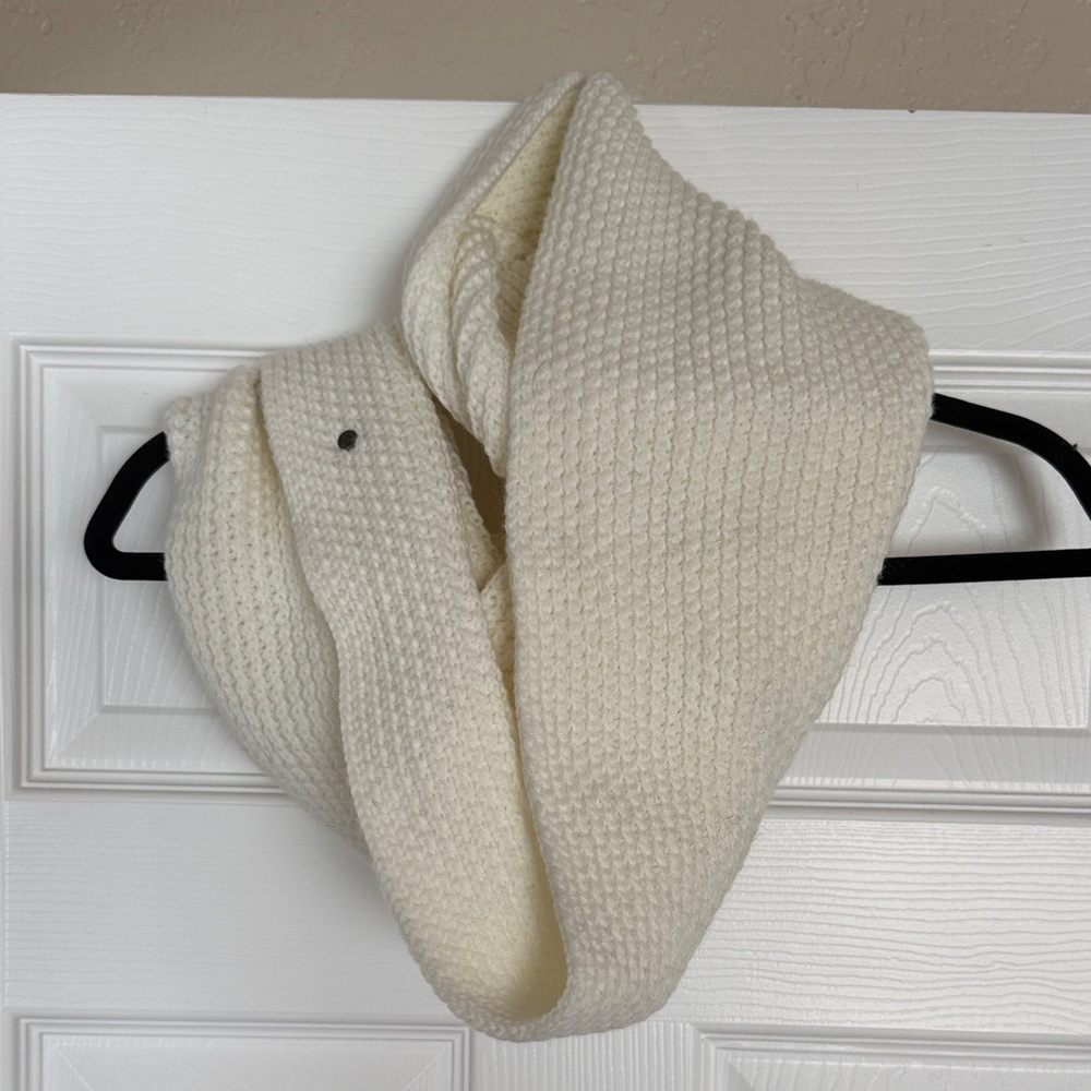 BCBGeneration Cream Knit Scarf